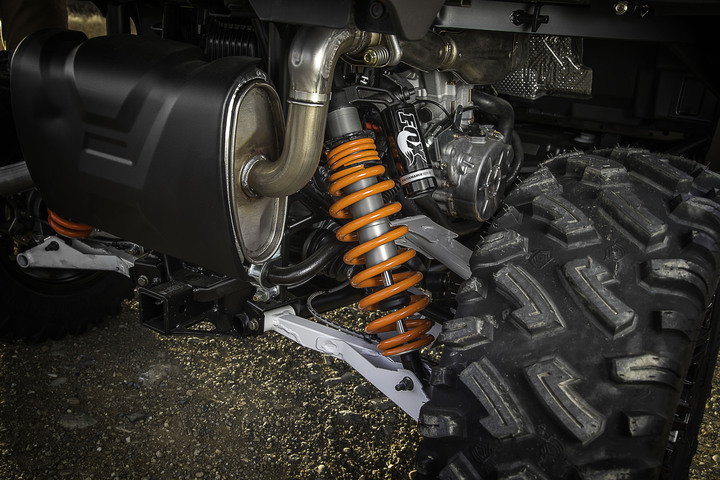 2016-polaris-general-1000-eps-deluxe-orange-burst_SIX6112_1073